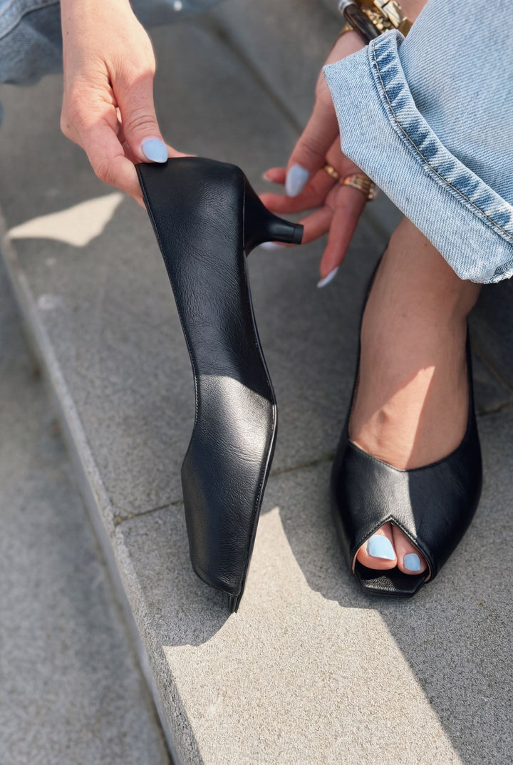 Norvion Hakiki Deri Siyah Mat Deri Kadın Topuklu Ayakkabı - ILOVESHOES