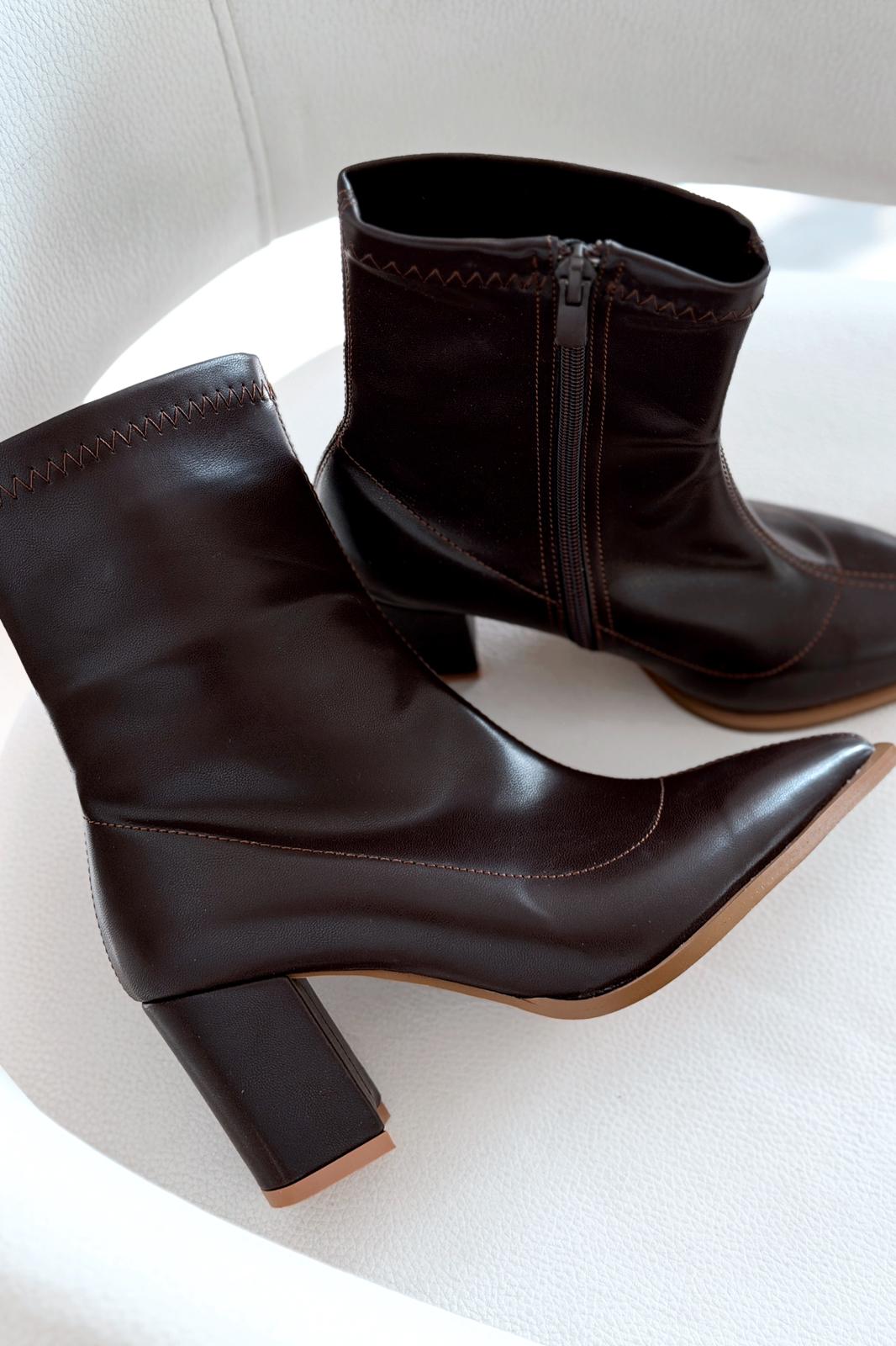 Selvora Streç Mat Deri Kahverengi Kadın Bot - ILOVESHOES