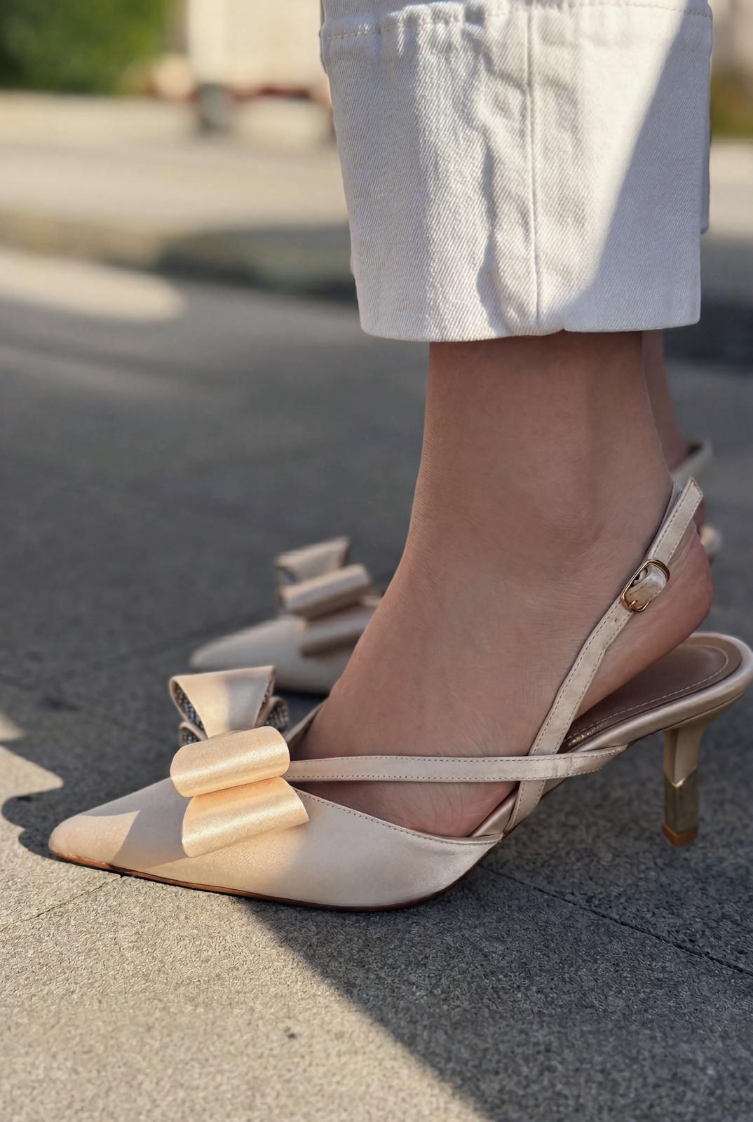 Brakel Stiletto Bej Saten Fiyonk Detaylı - ILOVESHOES