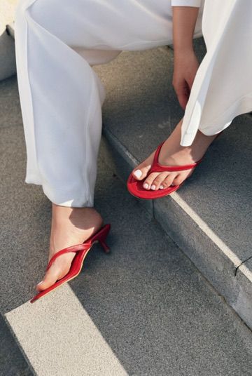 Arlene Kırmızı Mat Deri Kadın Topuklu Parmak Arası Terlik - ILOVESHOES