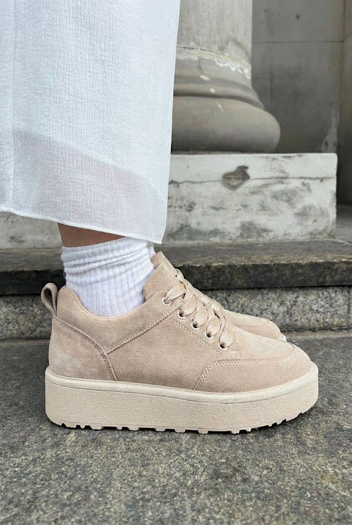 Ruvo Bej Süet Kadın Spor Ayakkabı - ILOVESHOES