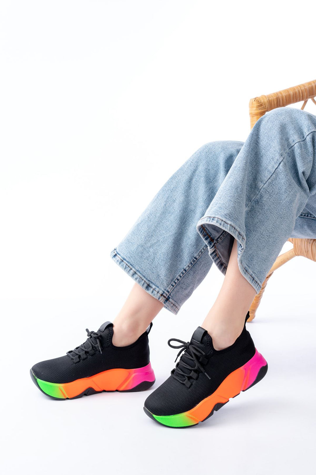 Calen File Siyah Renkli Taban Kadın Spor Ayakkabı - ILOVESHOES