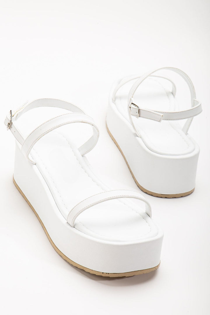 Alveris Mat Beyaz Dolgu Topuklu Kadın Sandalet - ILOVESHOES