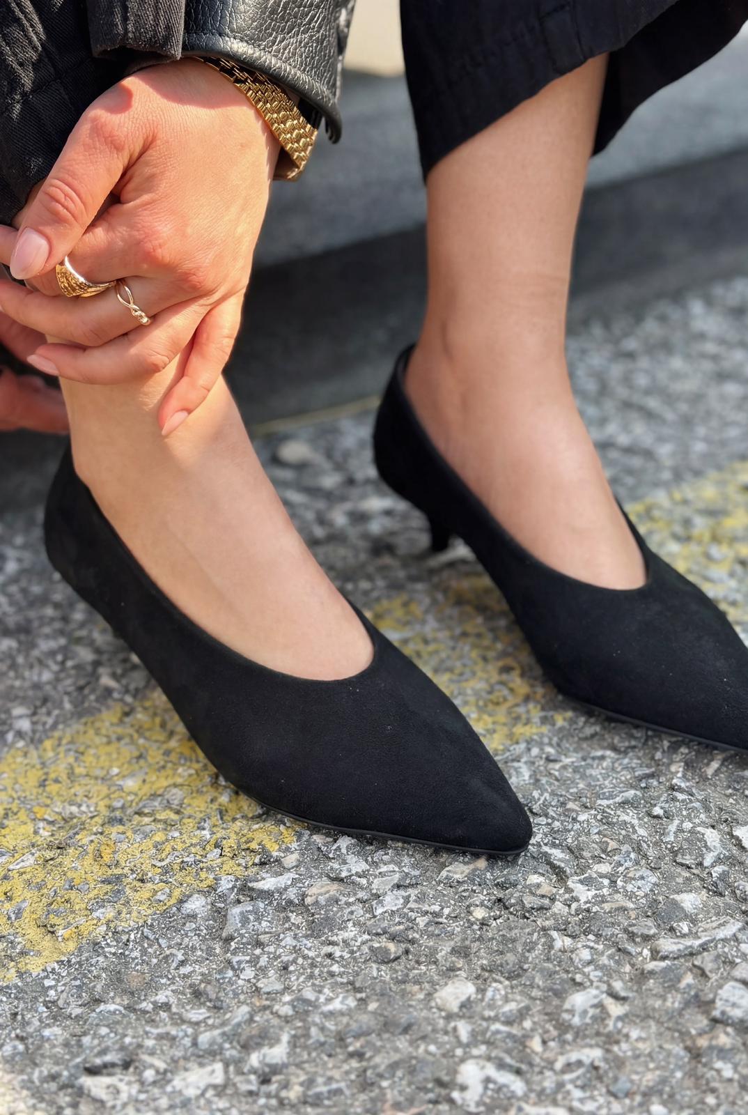 Seranis Stiletto Siyah Süet - ILOVESHOES