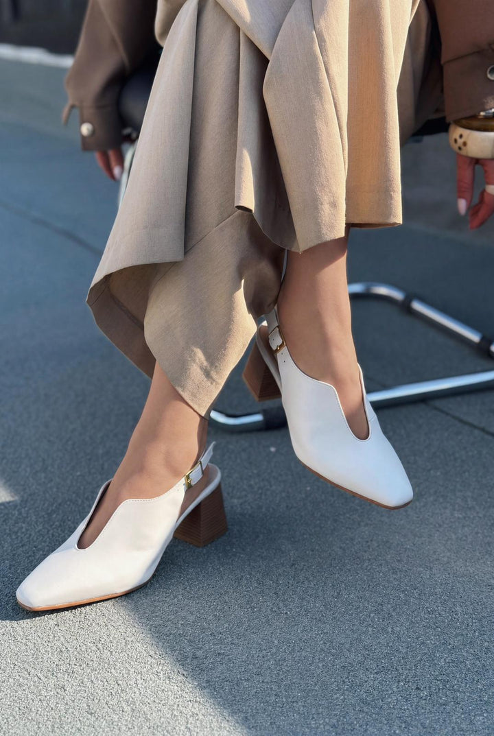 Pelora Beyaz Mat Deri Kadın Topuklu Ayakkabı - ILOVESHOES