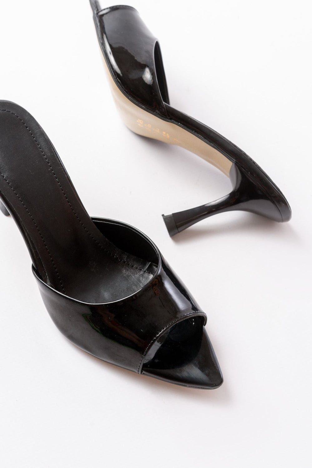 Parlo Rugan Siyah Topuklu Terlik - ILOVESHOES