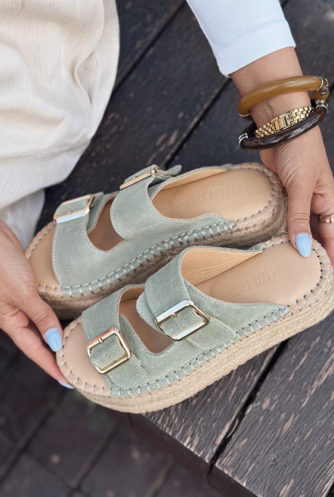 Serinel Yeşil Hakiki Süet Kadın Dolgu Topuklu Terlik - ILOVESHOES
