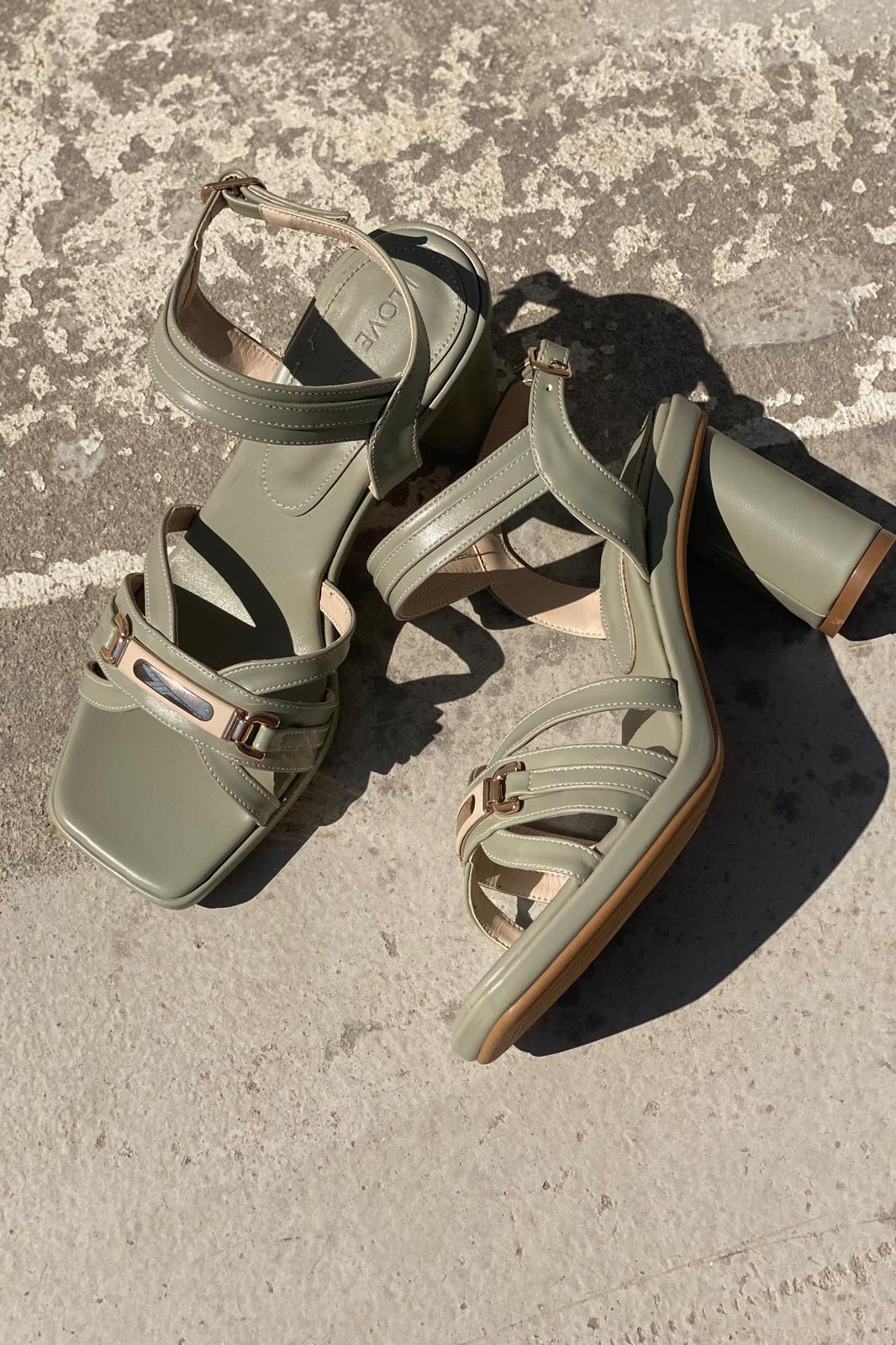 Selvira Mat Deri Su Yeşili Topuklu Ayakkabı - ILOVESHOES