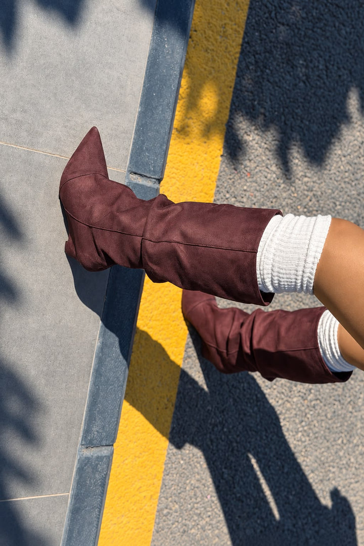 Arenia Acı Kahve Süet Kadın Dolgu Topuklu Çizme - ILOVESHOES