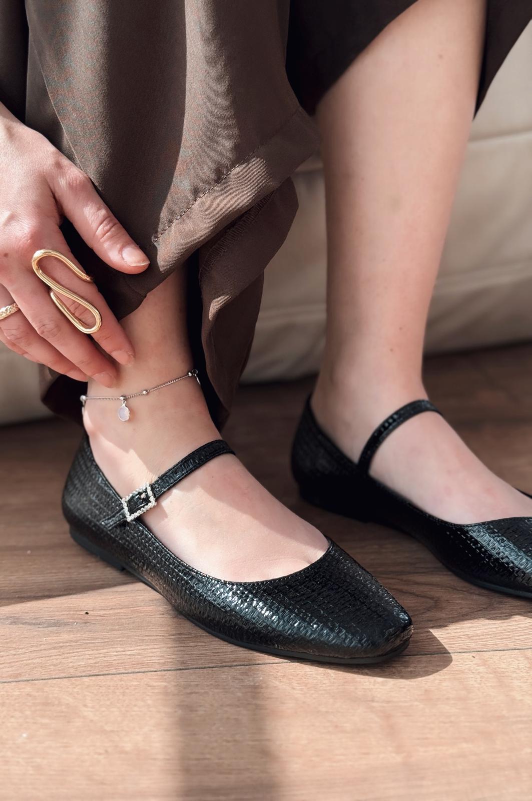 Edwons Parlak Deri Kadın Babet Siyah - ILOVESHOES