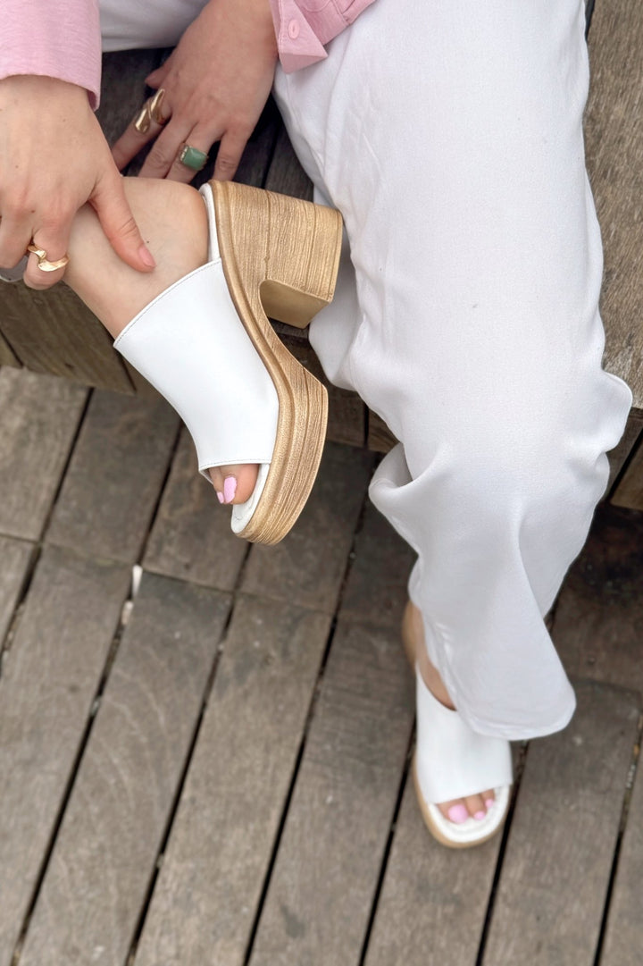 Velseya Mat Deri Kadın Topuklu Terlik Beyaz - ILOVESHOES Türkiye