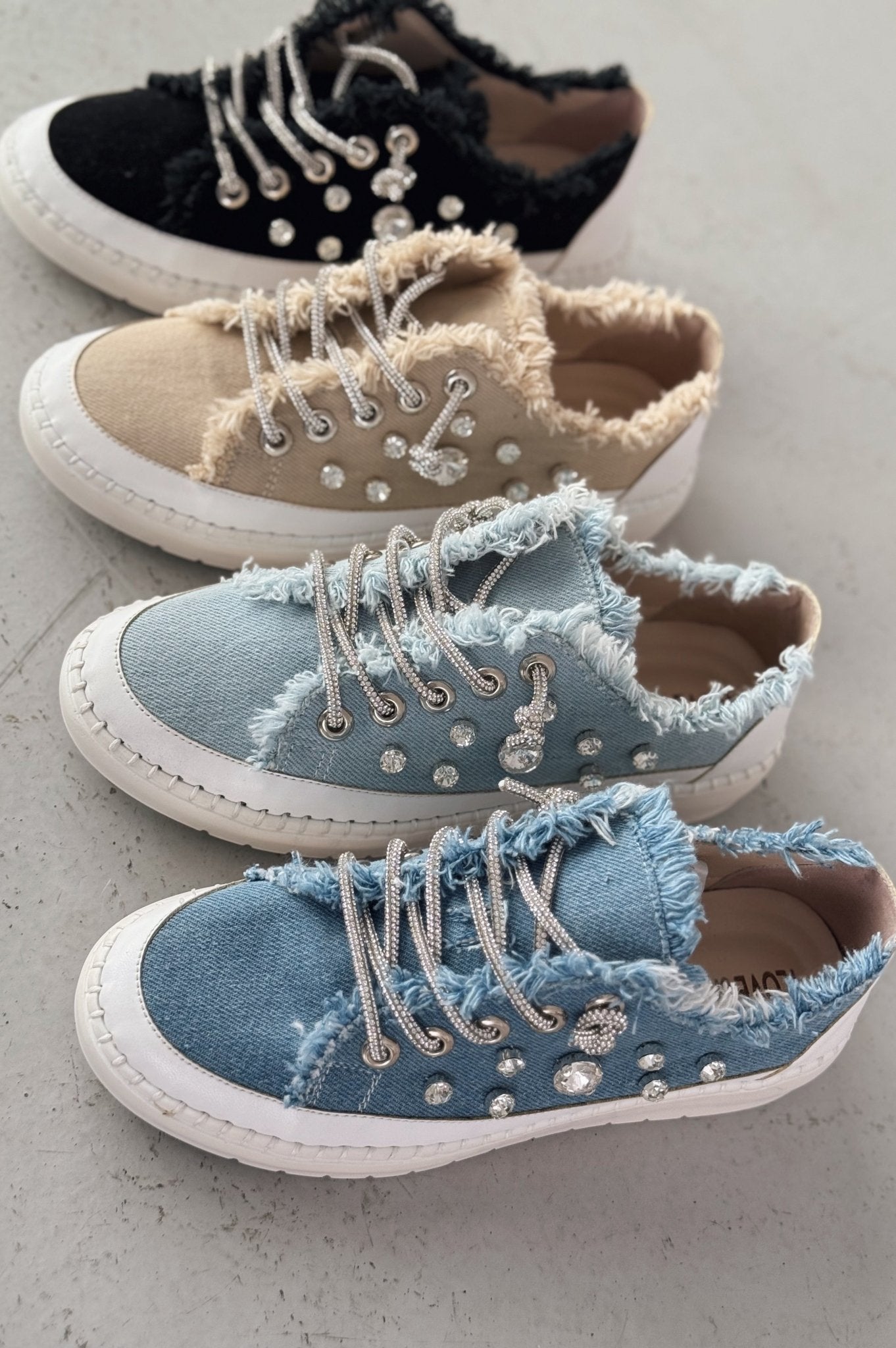 Monove Taş Detaylı Açık Mavi Jean Kadın Spor Ayakkabı - ILOVESHOES