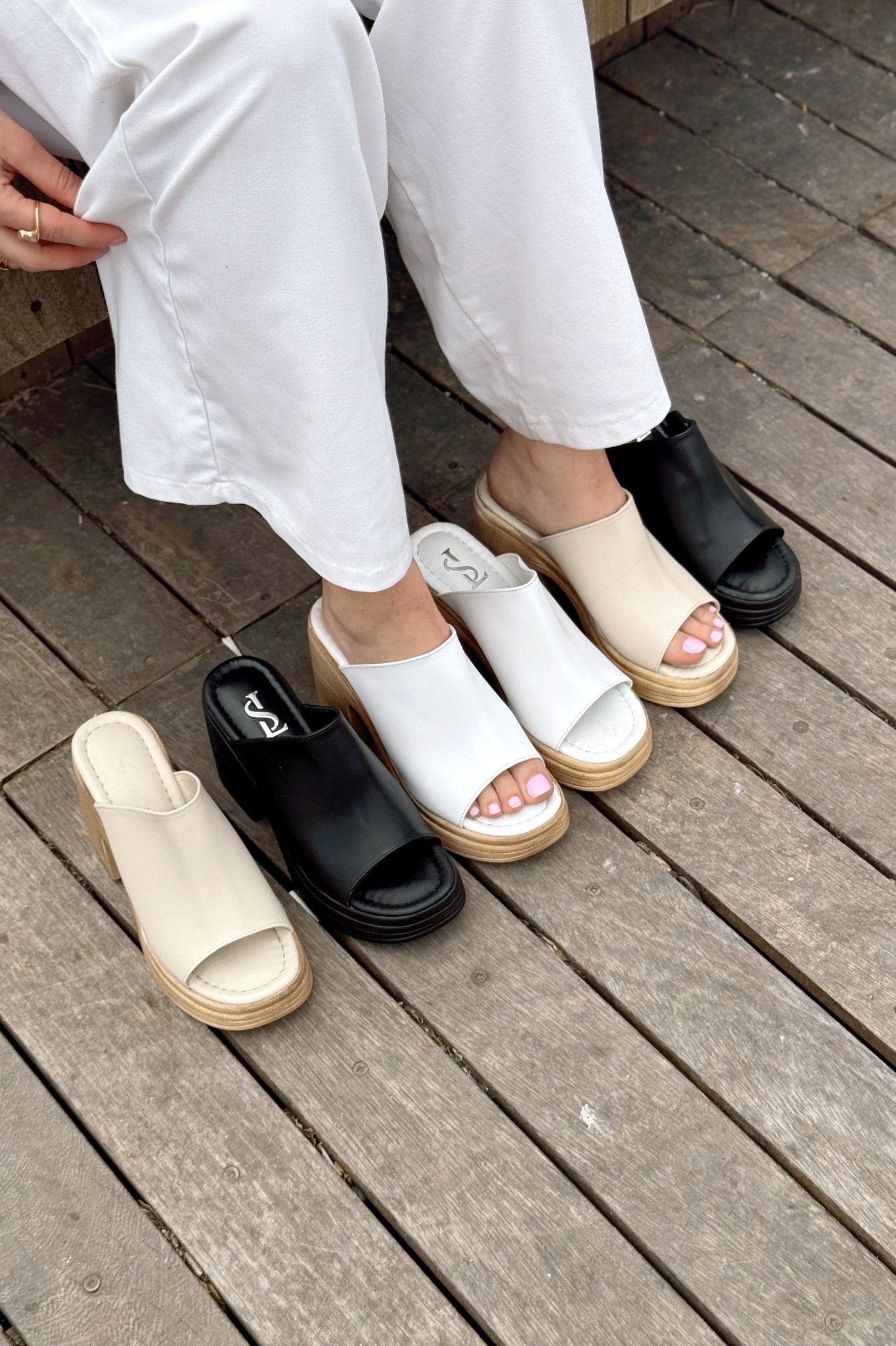 Velseya Mat Deri Kadın Topuklu Terlik Siyah - ILOVESHOES Türkiye
