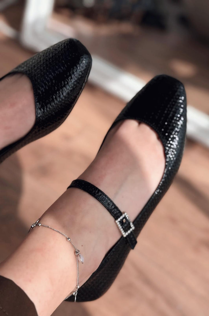 Edwons Parlak Deri Kadın Babet Siyah - ILOVESHOES