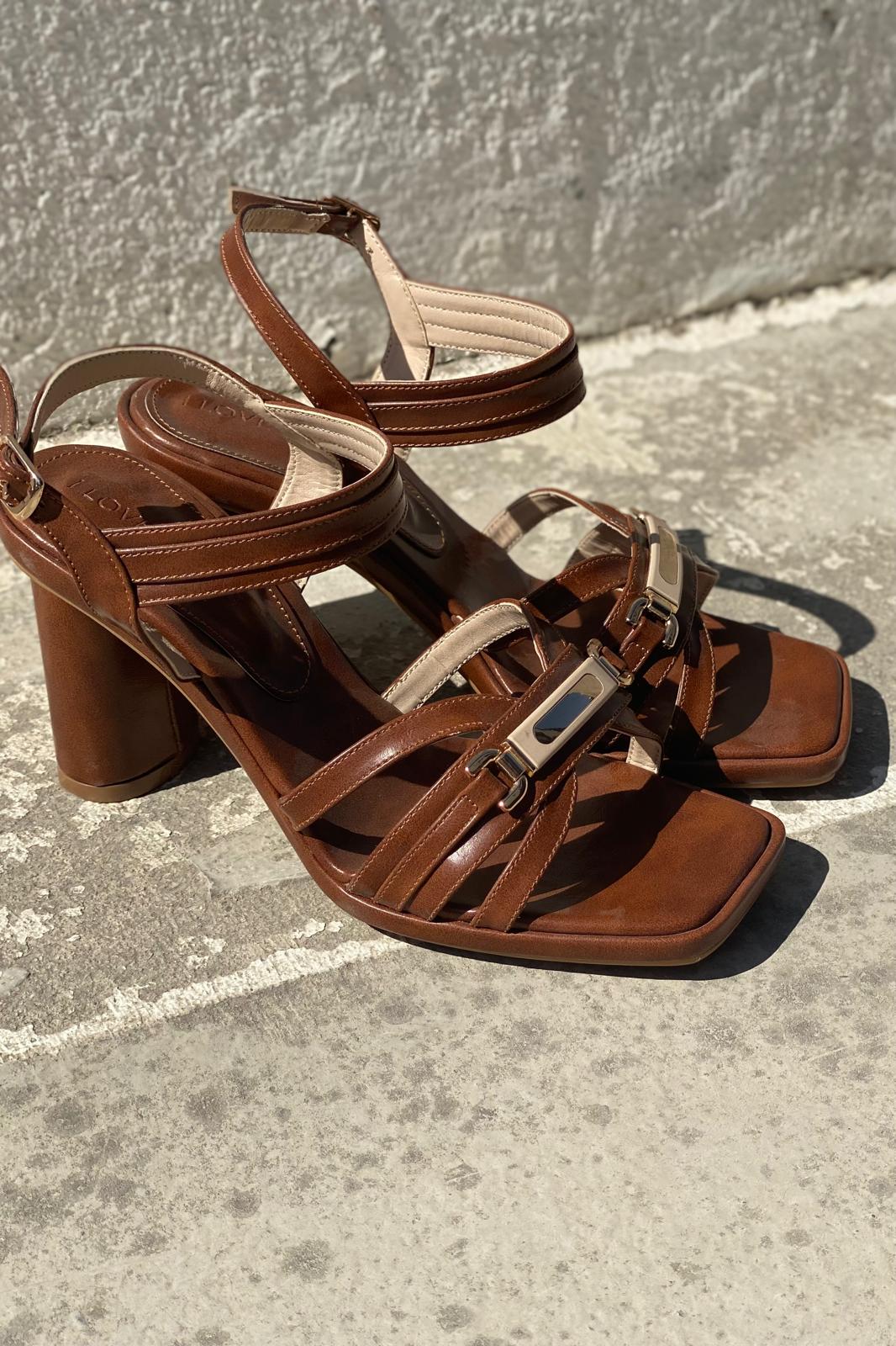 Selvira Mat Deri Taba Topuklu Ayakkabı - ILOVESHOES