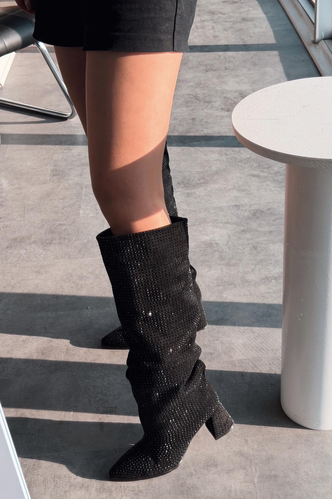 Lamorin Kadın Topuklu XL Çizme Süet Siyah Taş Detaylı - ILOVESHOES