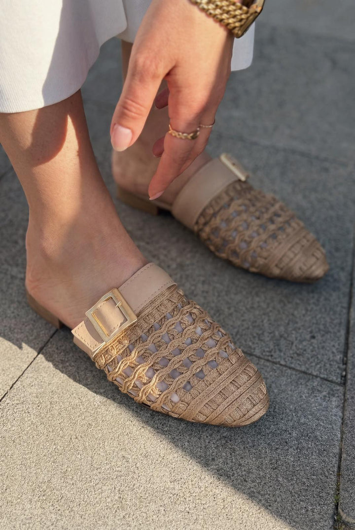 Bravon Kadın Terlik Bej Mat Deri - ILOVESHOES