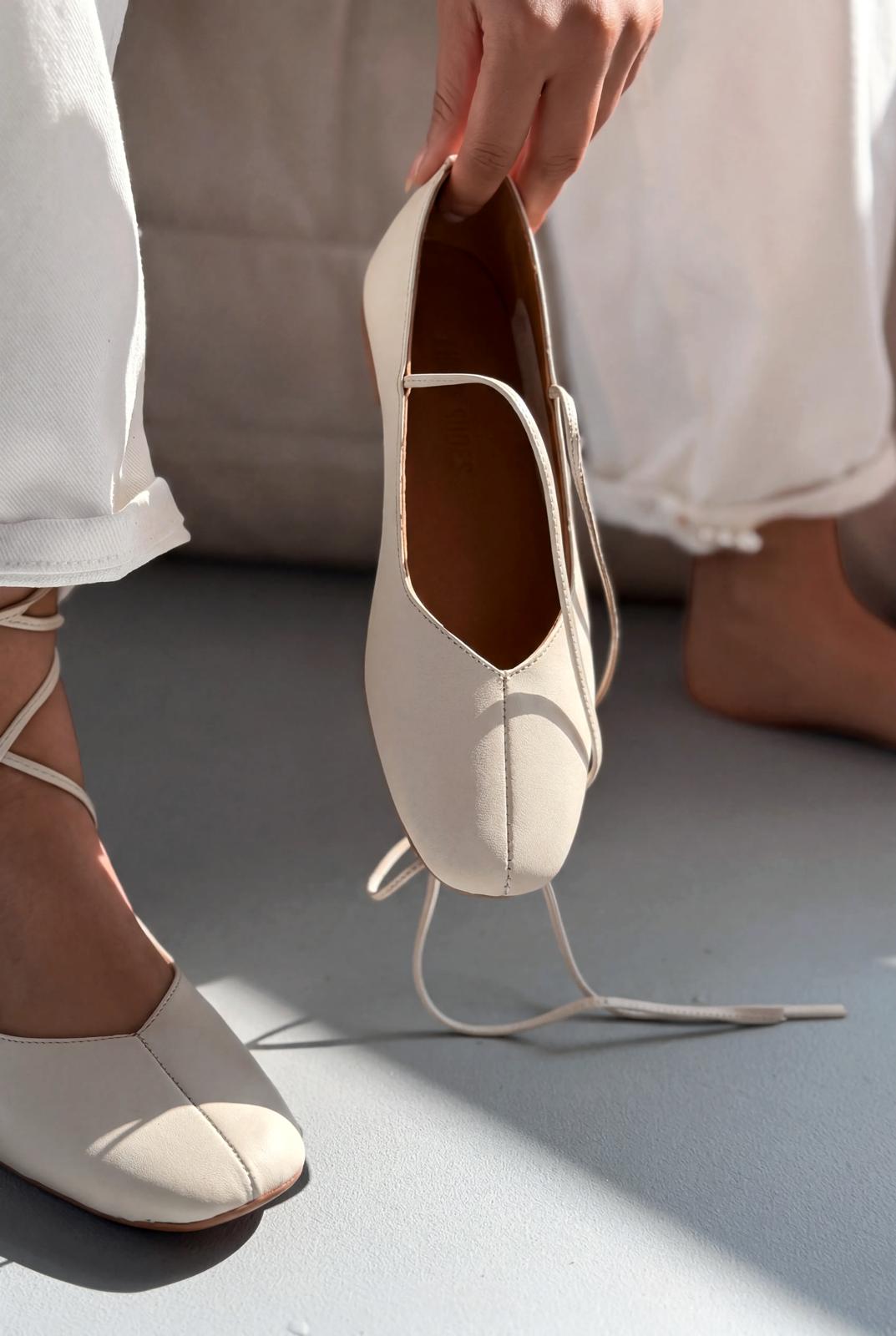 Morven Hakiki Deri Bej Kadın Babet - ILOVESHOES