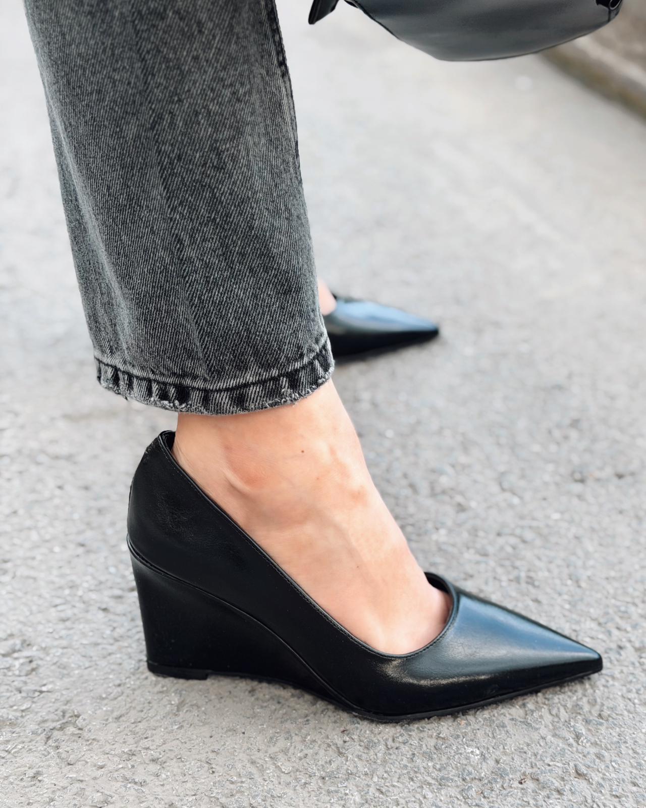 Mariel Dolgu Topuklu Stiletto Siyah Mat Deri - ILOVESHOES