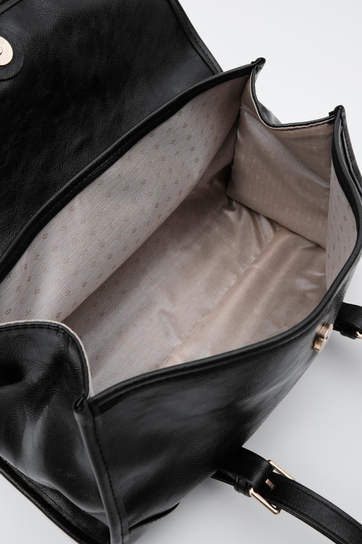 Laretta Vintage Baget Çanta Siyah Mat Deri - ILOVESHOES