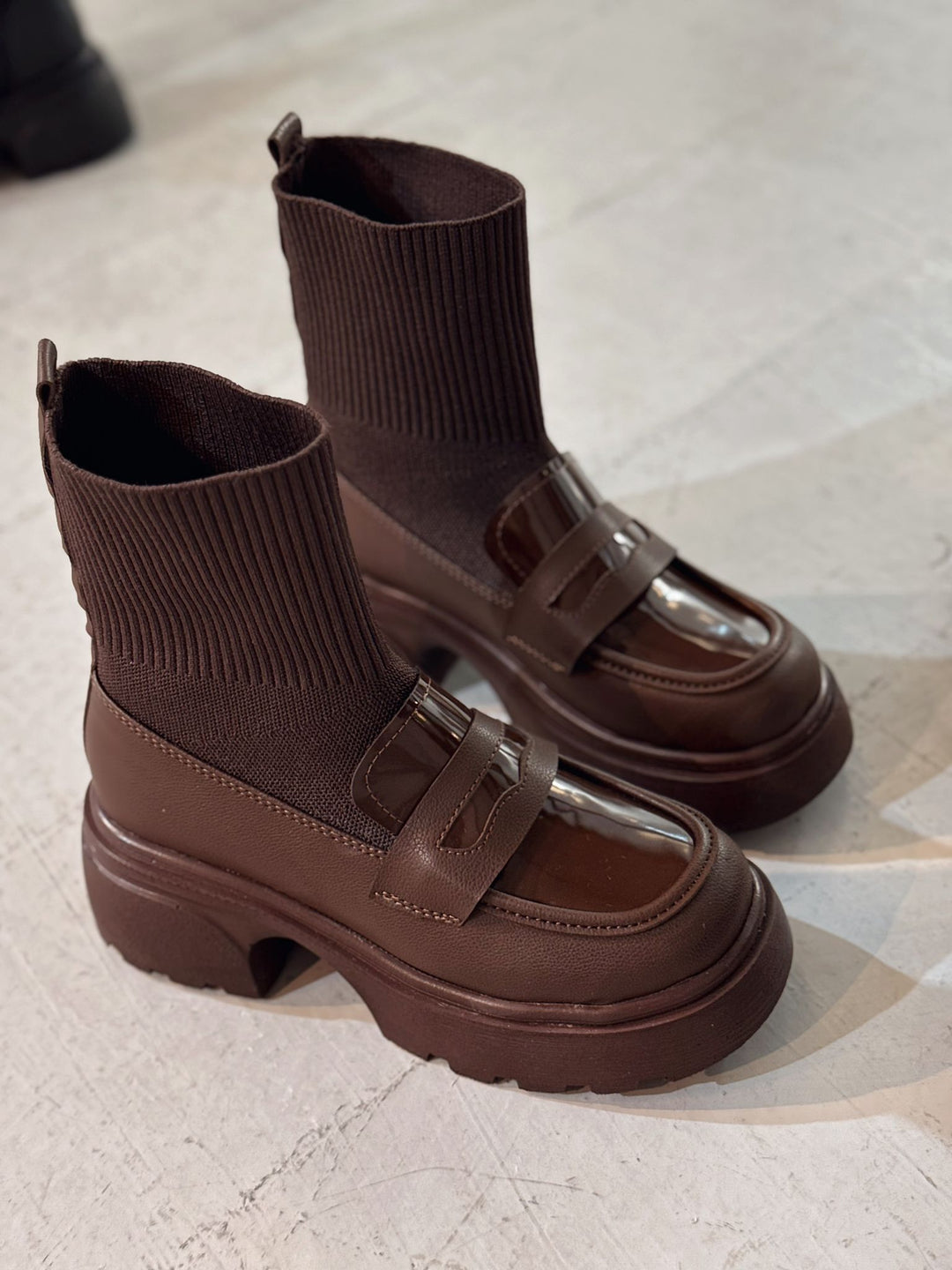 Celora Kadın Kalın Taban Bot Acıkahve Triko - ILOVESHOES