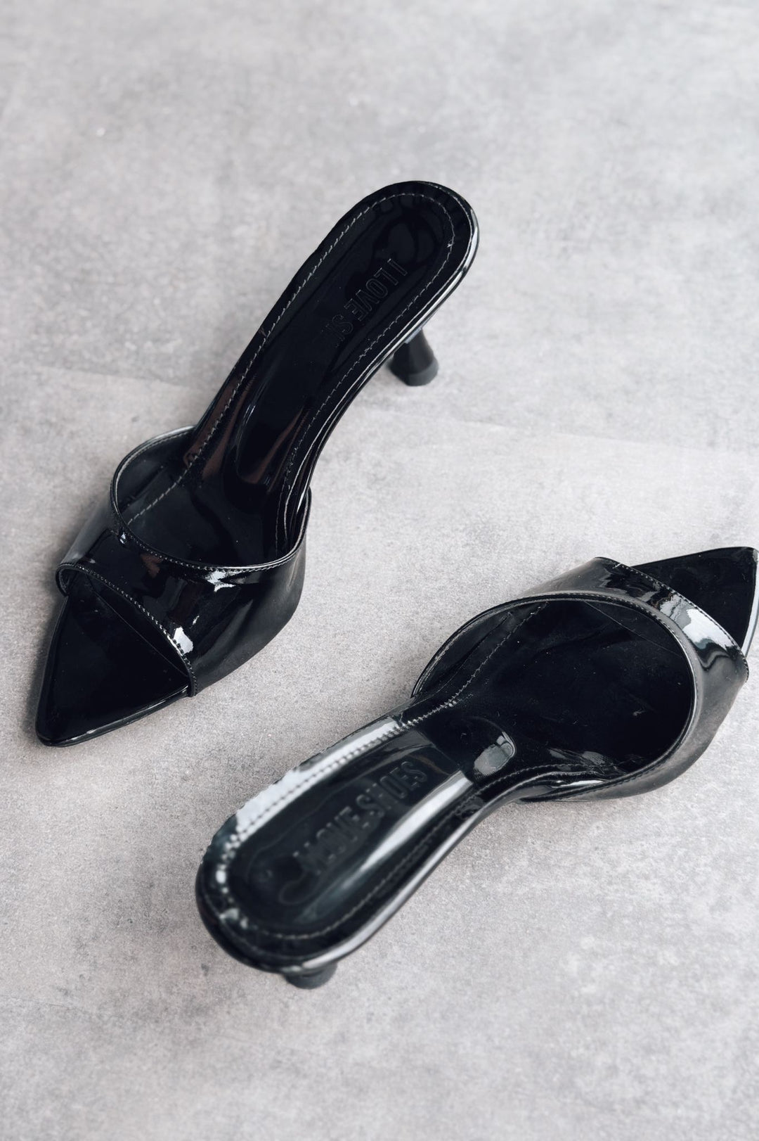 Yonspe Siyah Rugan Kadın Topuklu Terlik - ILOVESHOES