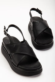 Talinea Mat Siyah Çapraz Bantlı Kadın Sandalet - ILOVESHOES