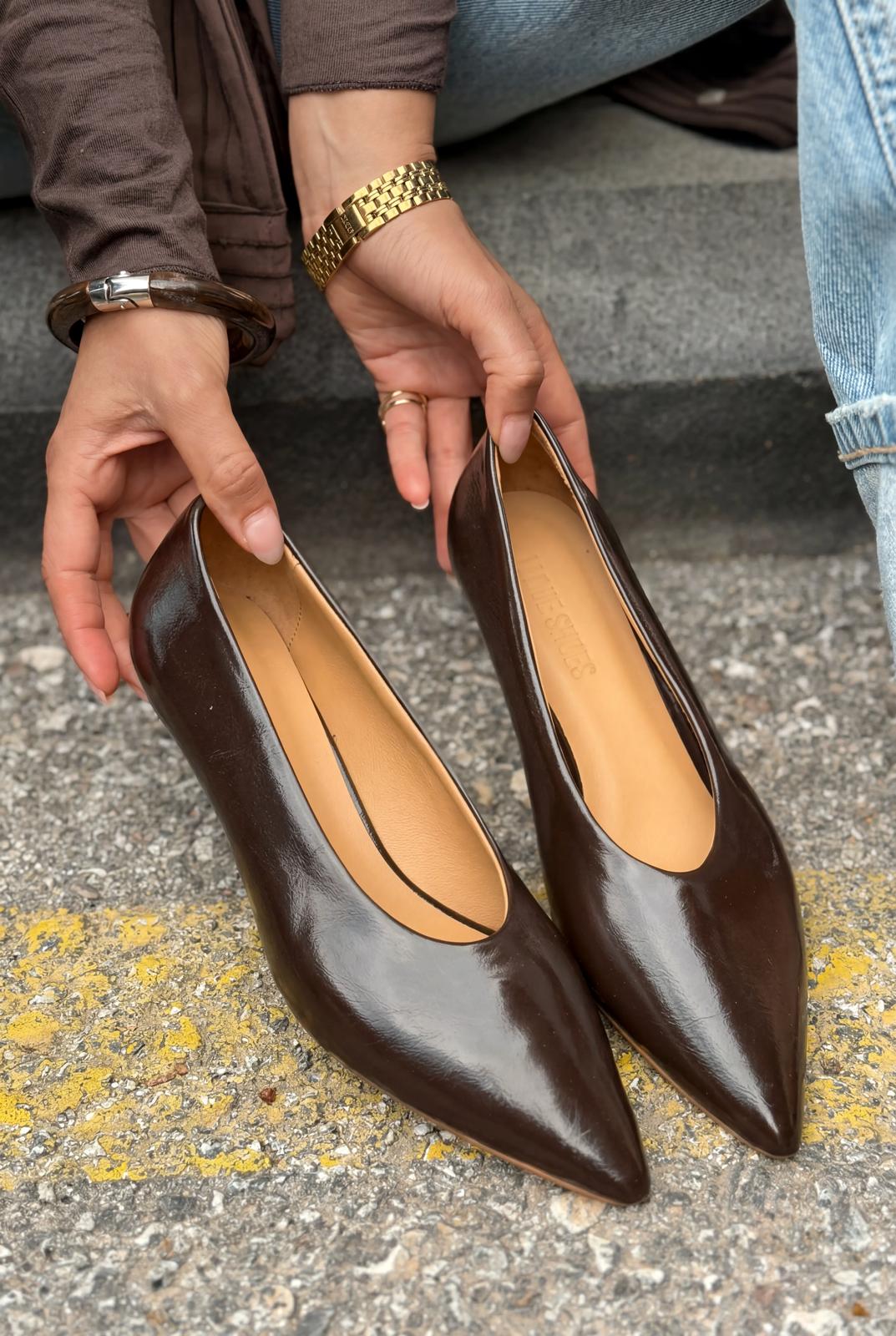 Seranis Hakiki Deri Stiletto Acıkahve Kırışık Rugan - ILOVESHOES