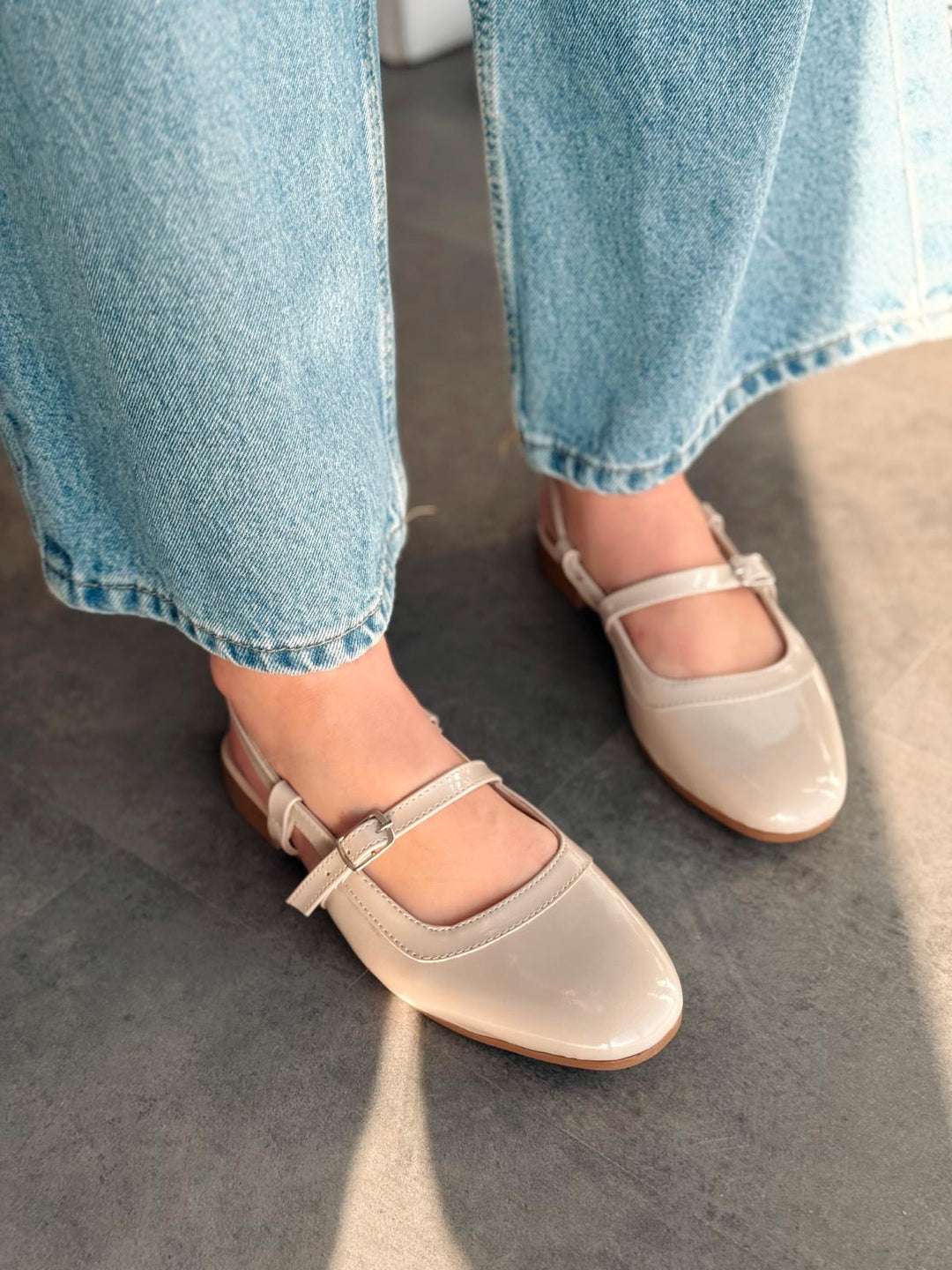 Minor Rugan Bej Bant Detaylı Mary Jane - ILOVESHOES