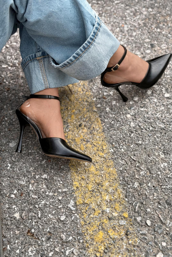 Rovire Siyah Kırışık Deri Kadın Stiletto - ILOVESHOES