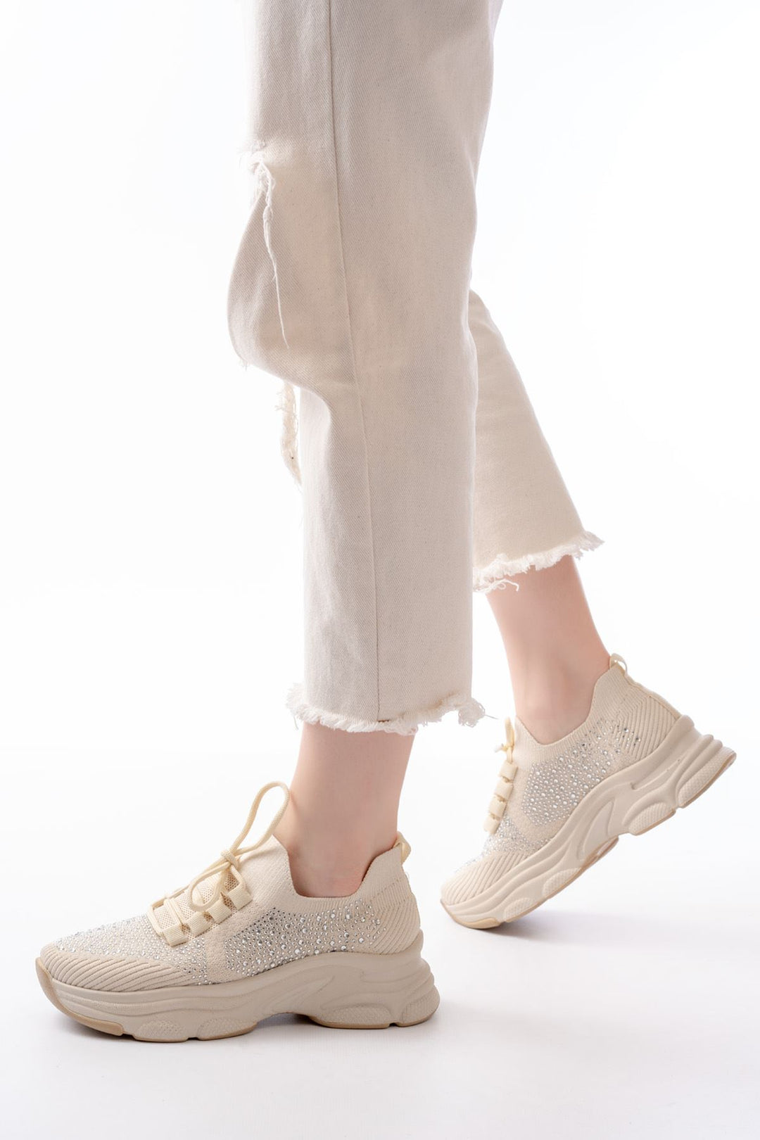 Salina File Bej Taş Detaylı Kadın Spor Ayakkabı