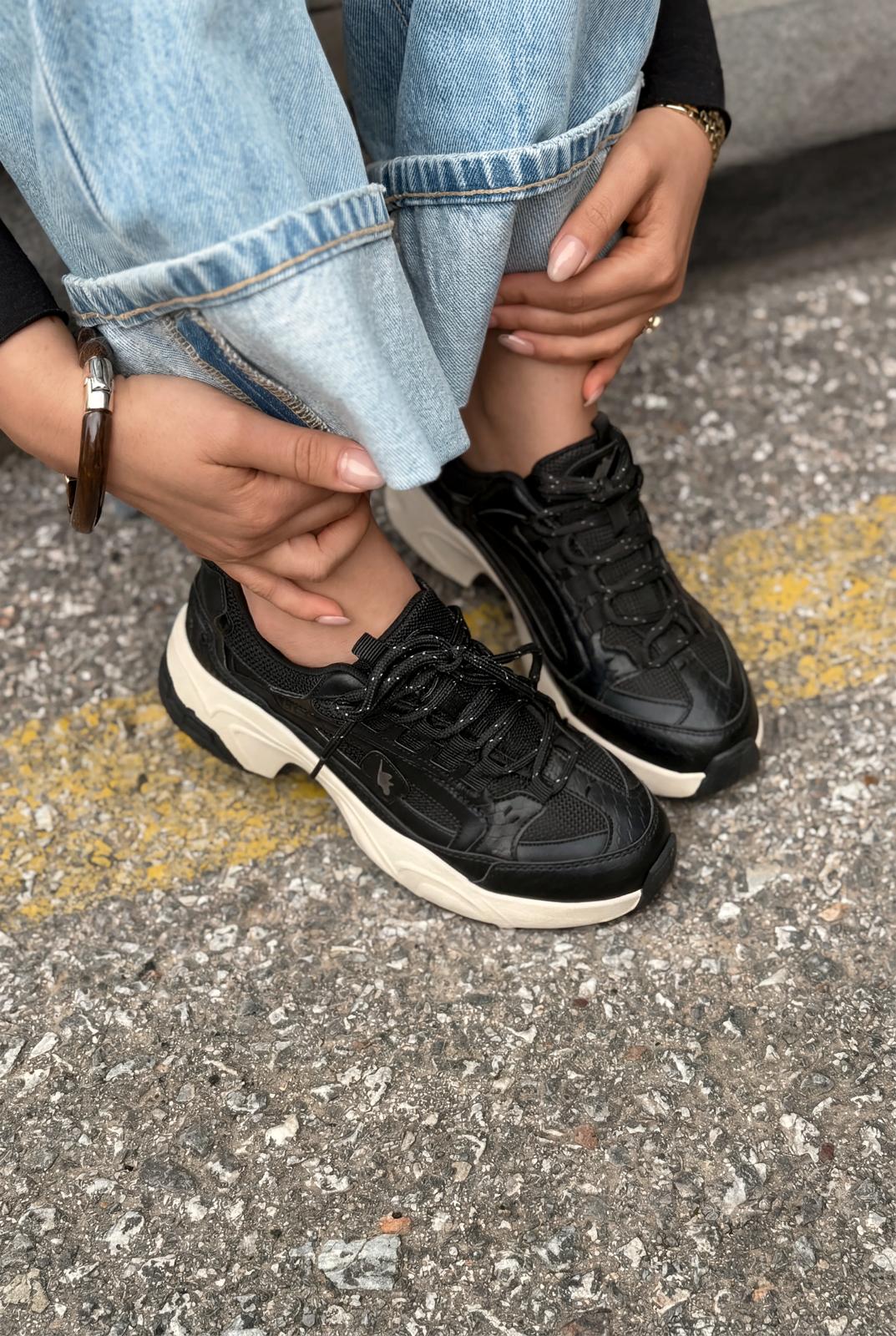 Norser Siyah Hakiki Deri Kadın Spor Ayakkabı - ILOVESHOES