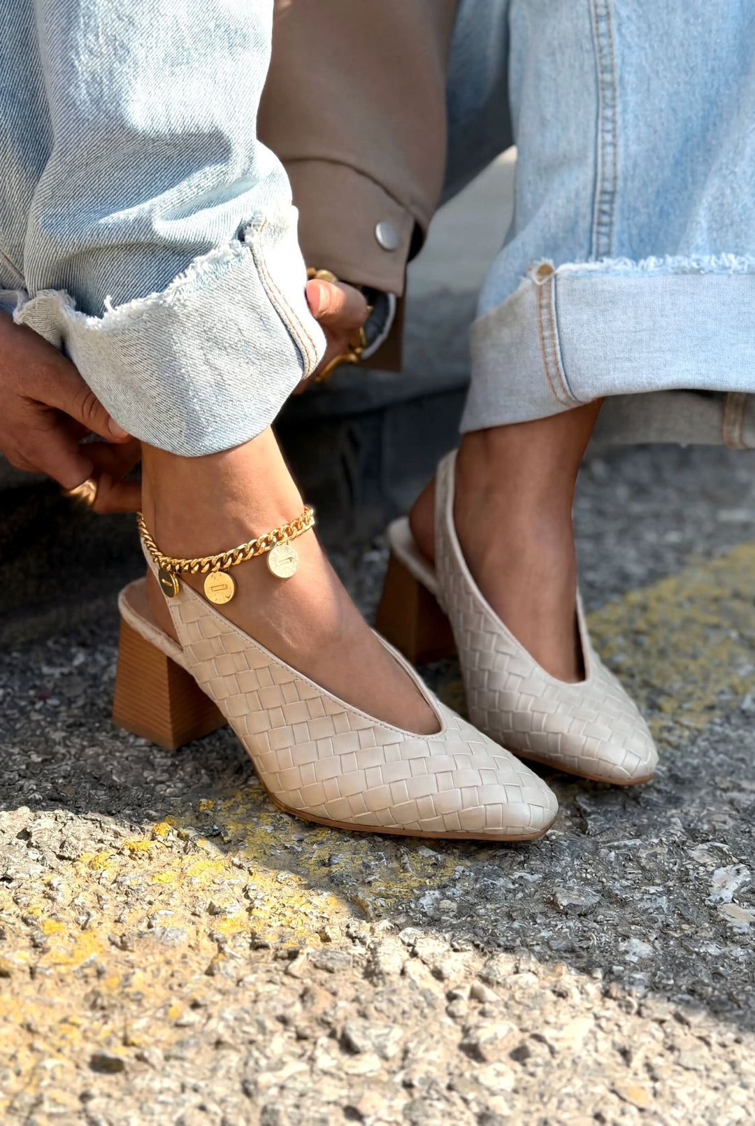 Meladina Topuklu Ayakkabı Bej Mat Deri Örgü Desenli - ILOVESHOES