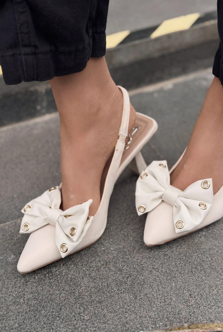 Delvonis Stiletto Bej Saten Fiyonk Detaylı - ILOVESHOES