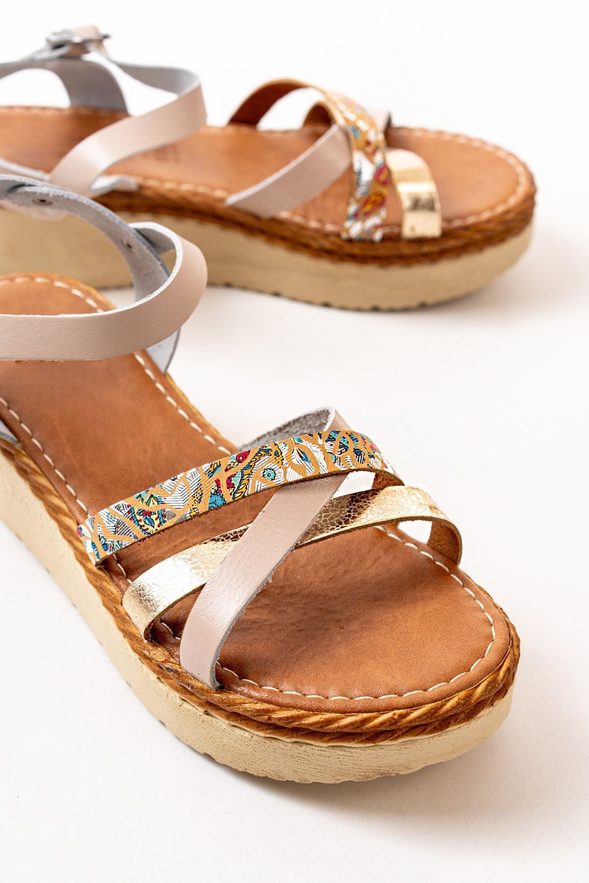 Joniris Hakiki Deri Bej Kalın Taban Kadın Sandalet - ILOVESHOES