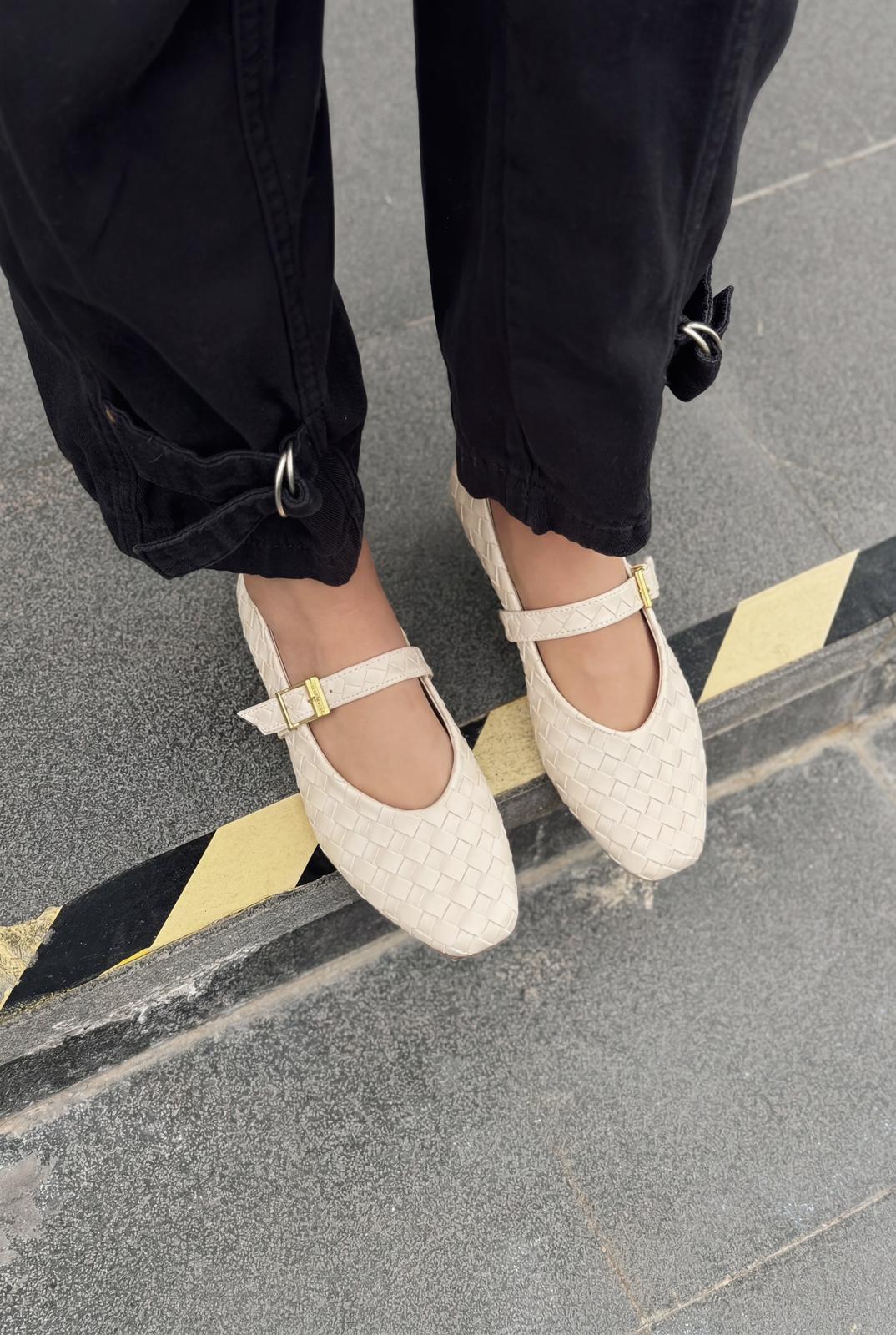 Vespera Kadın Babet Bej Mat Deri - ILOVESHOES