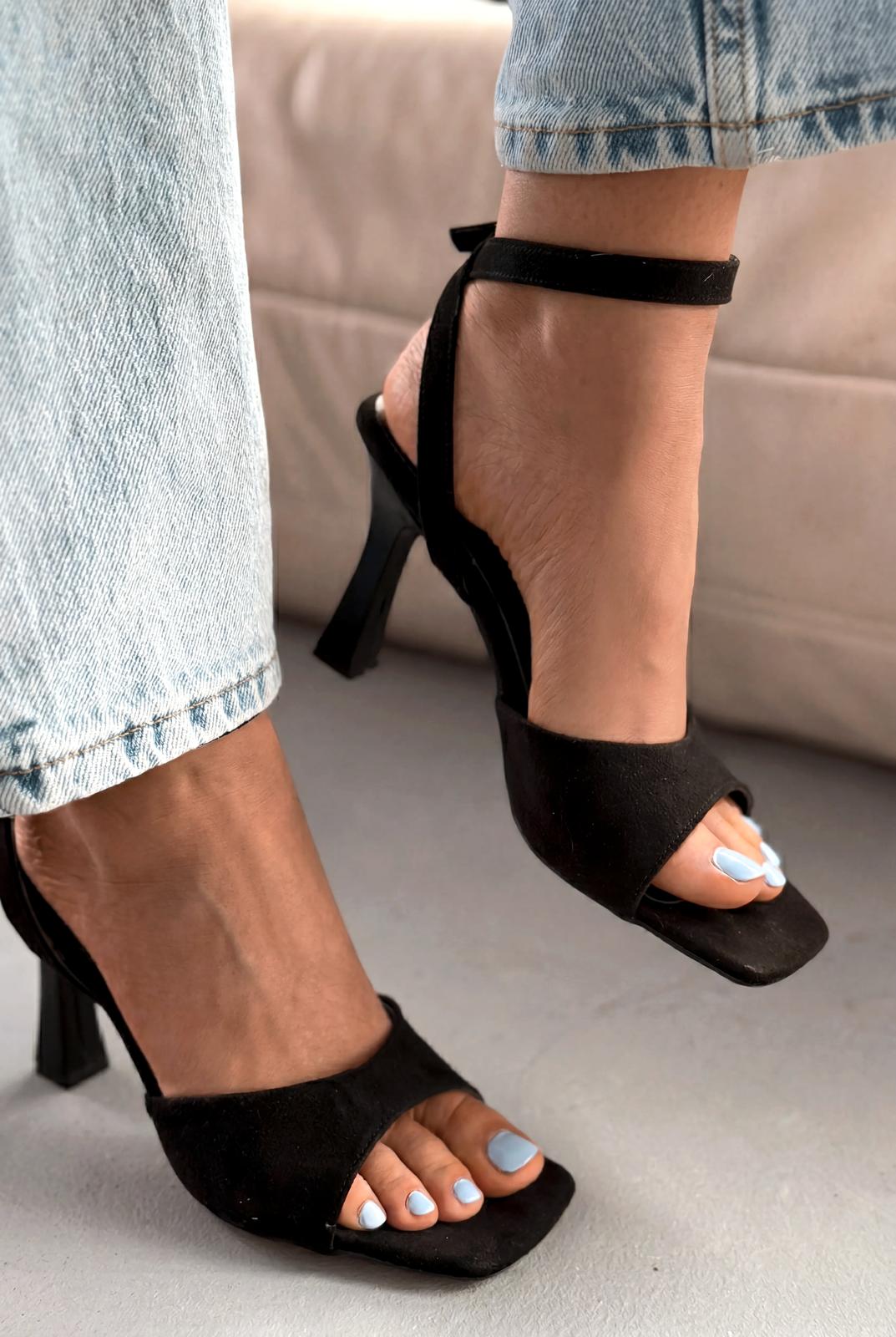 Velniel Siyah Süet Kadın Topuklu Sandalet - ILOVESHOES