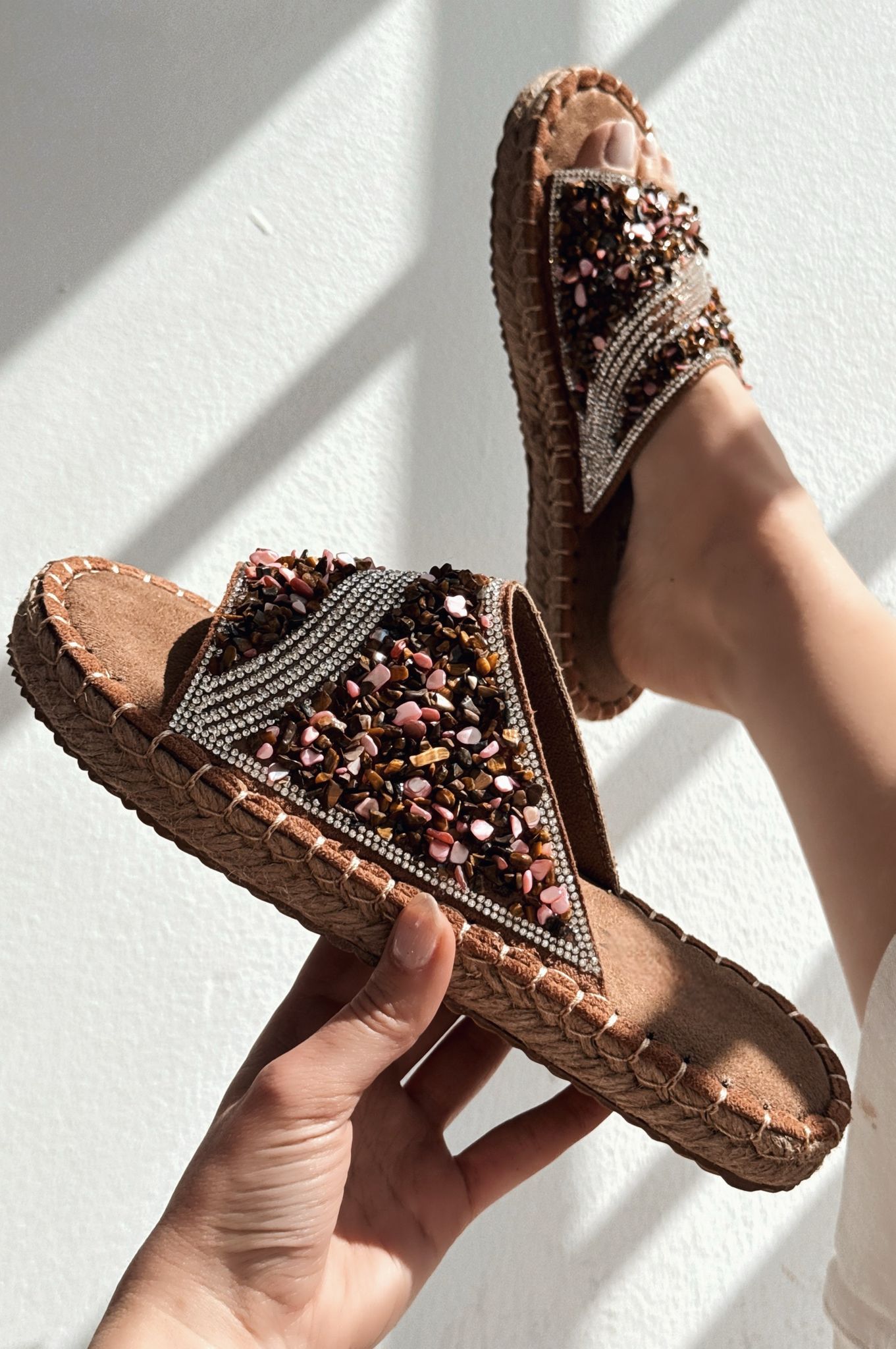 Kalwonsa Süet Bordo Taş Detaylı Kadın Terlik - ILOVESHOES