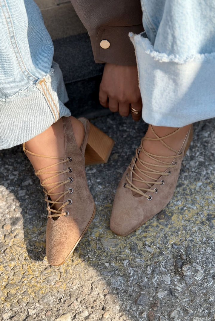 Yorella Topuklu Ayakkabı Camel Süet - ILOVESHOES