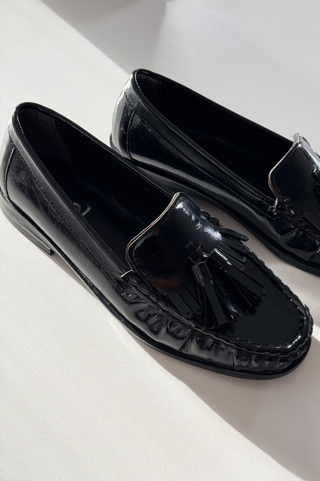 Renard Kadın Loafer Siyah Kırışık Rugan - ILOVESHOES