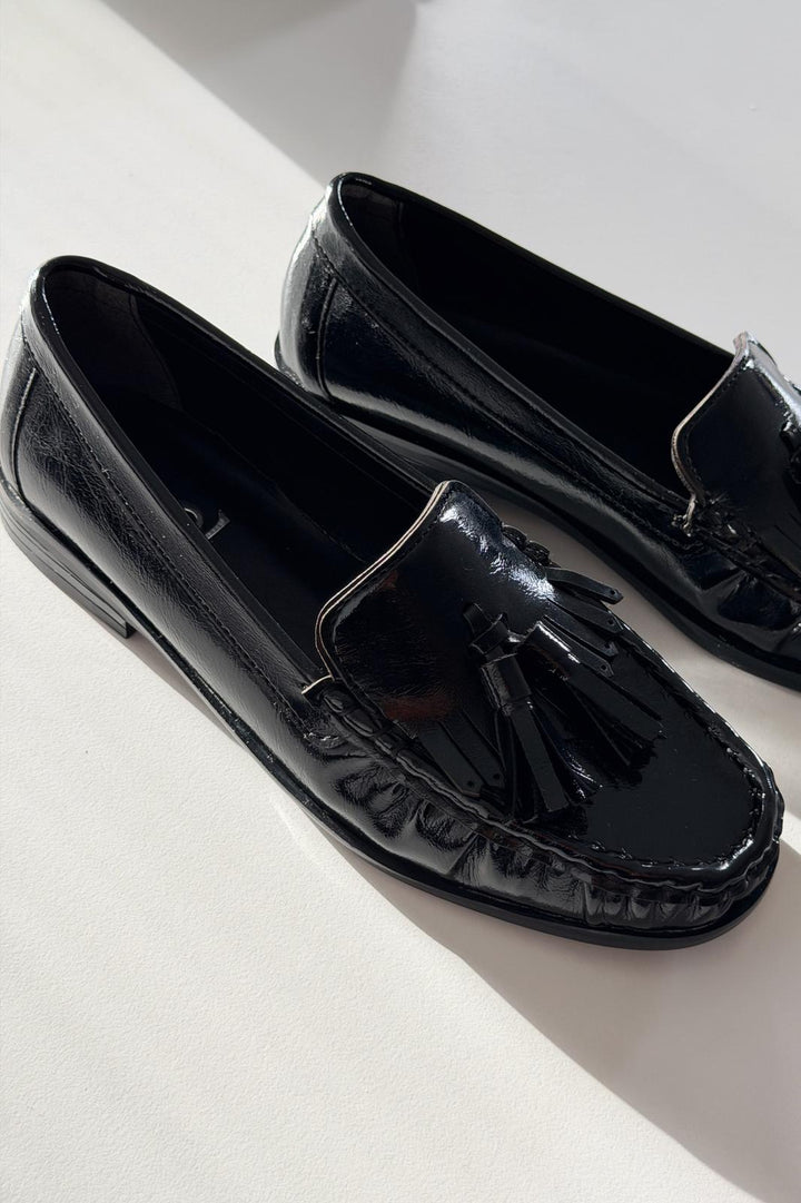 Renard Kadın Loafer Siyah Kırışık Rugan - ILOVESHOES
