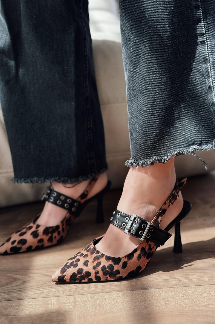 Benor Saten Leo Desenli Toka Detaylı Stiletto