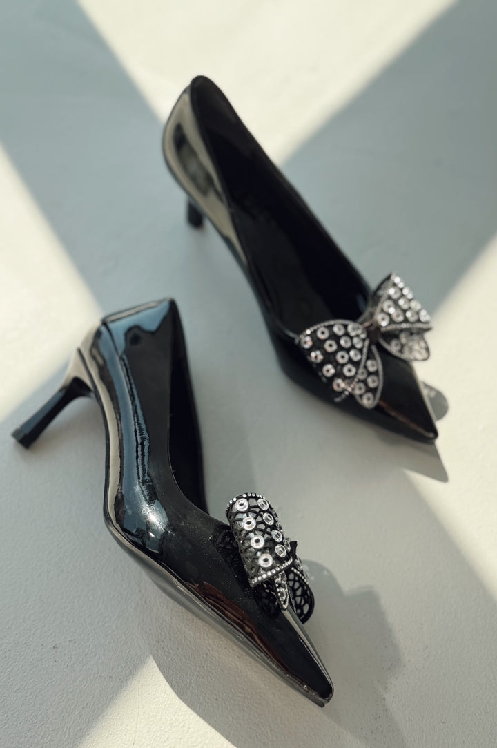 Sorexa Siyah Rugan Fiyonk Detaylı Kadın Stiletto - ILOVESHOES
