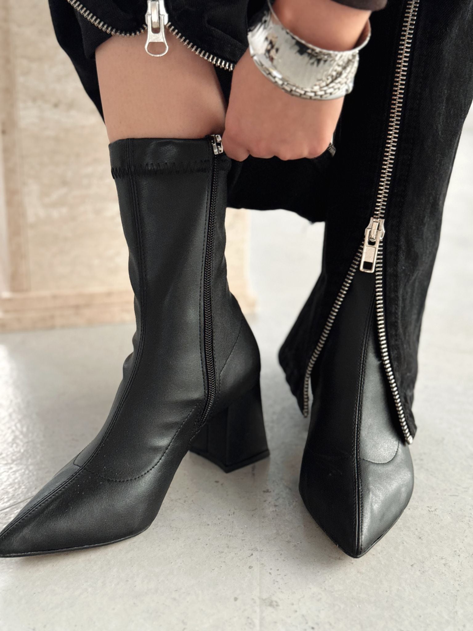 Nysea Kadın Topuklu Streç Bot Siyah Mat Deri - ILOVESHOES