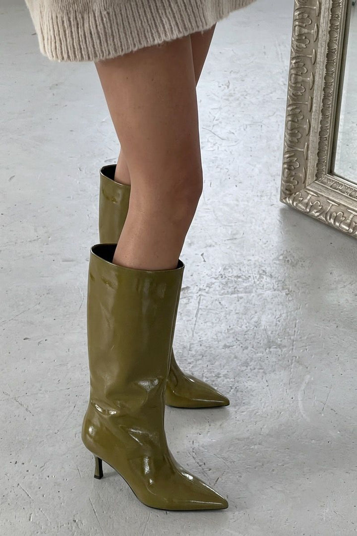 Remni Kadın Topuklu Çizme Yeşil Kırışık Rugan - ILOVESHOES