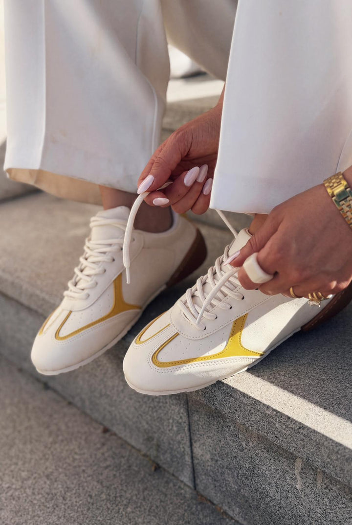 Rosven Sarı Mat Deri Kadın Spor Ayakkabı - ILOVESHOES