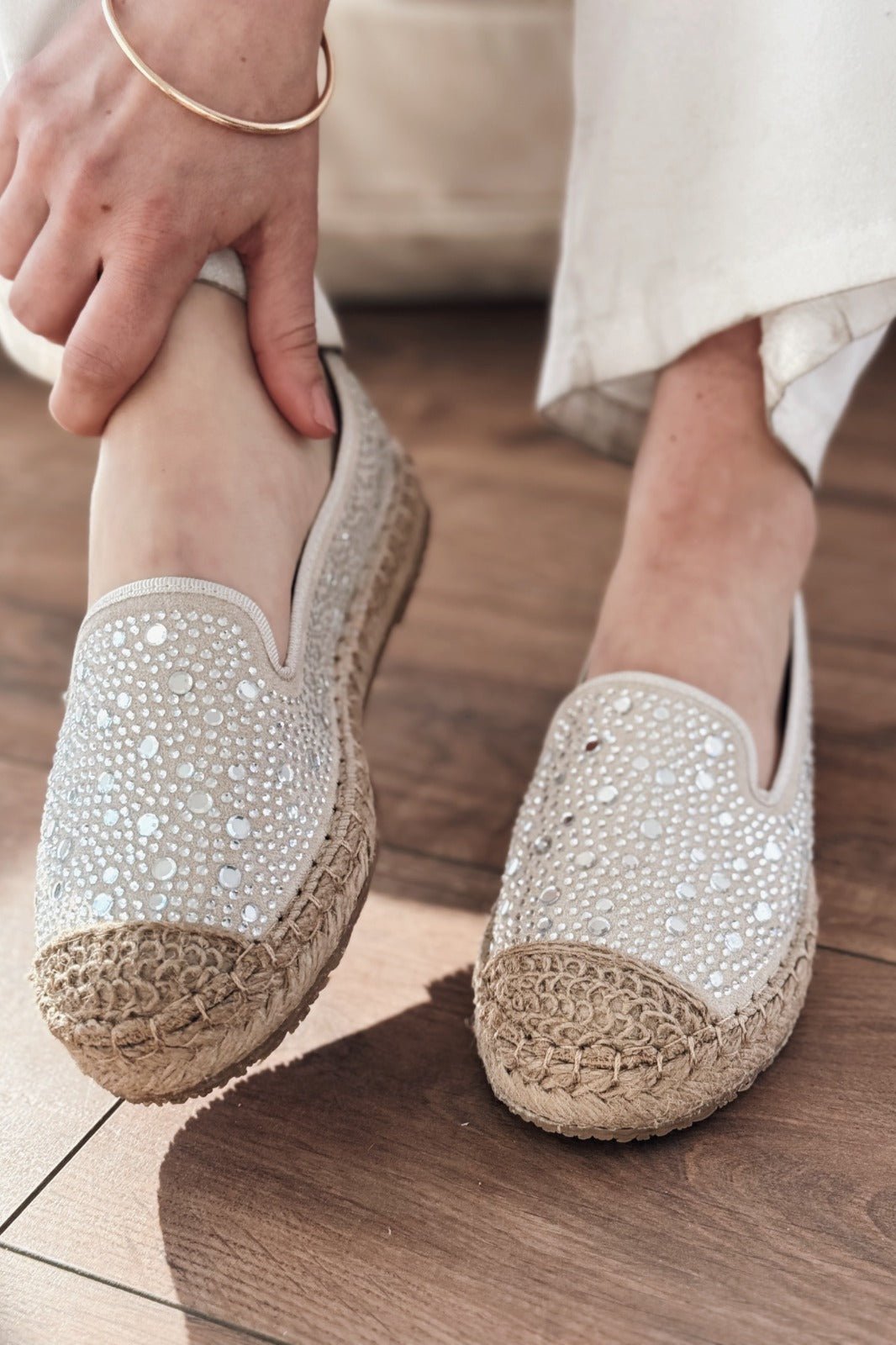 Jorelis Süet Parlak Taş Detaylı Espadril Loafer Bej - ILOVESHOES