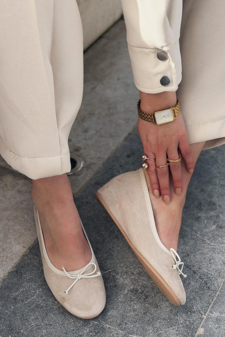 Stellor Kadın Babet Bej Süet Dolgu Topuklu - ILOVESHOES