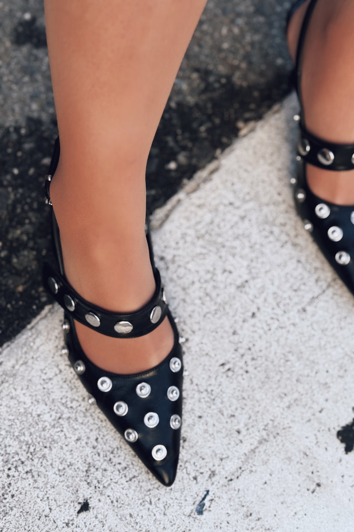 Selorin Mat Deri Zımba Detaylı Stiletto Siyah