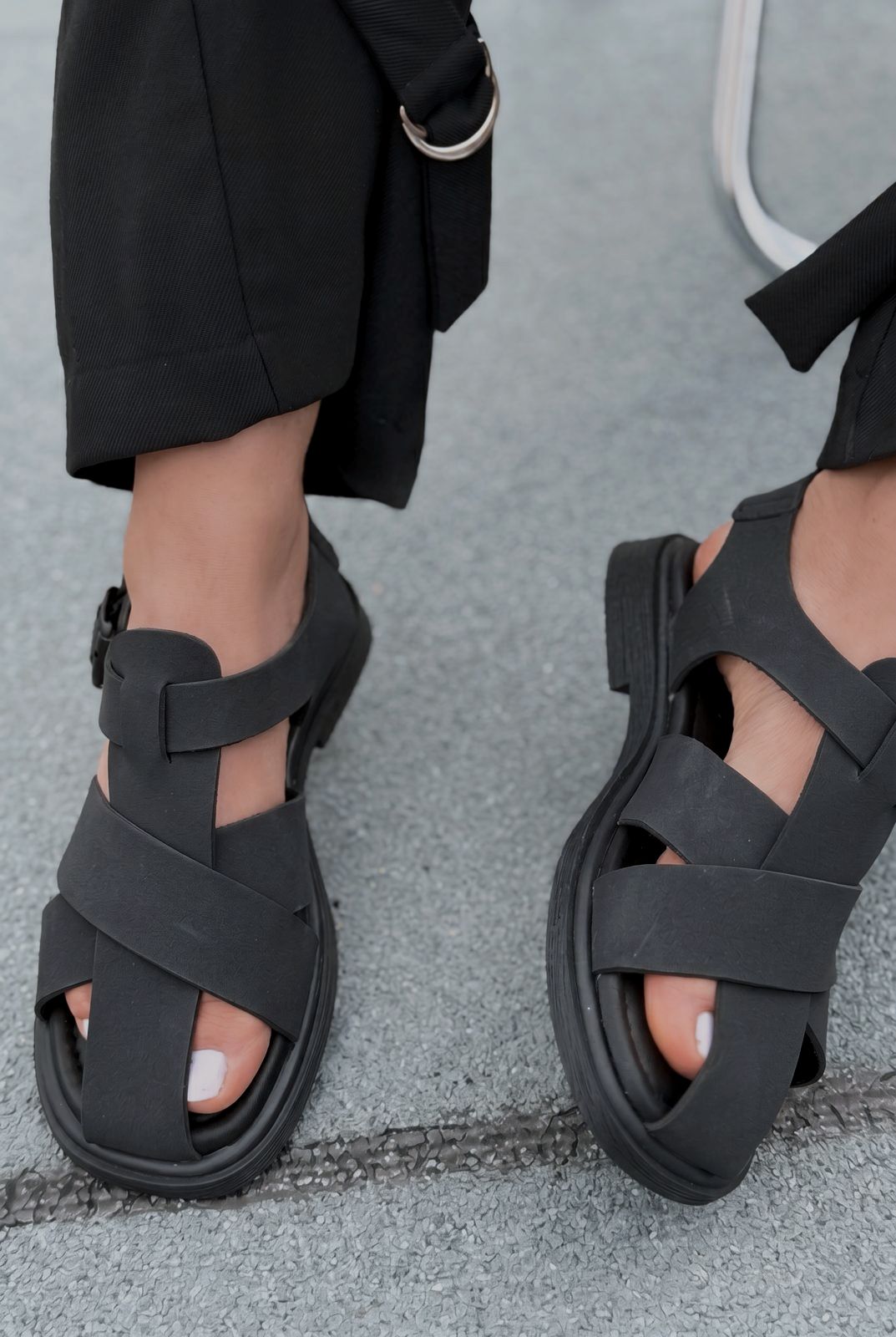 Evyra Siyah Süet Kadın Sandalet - ILOVESHOES